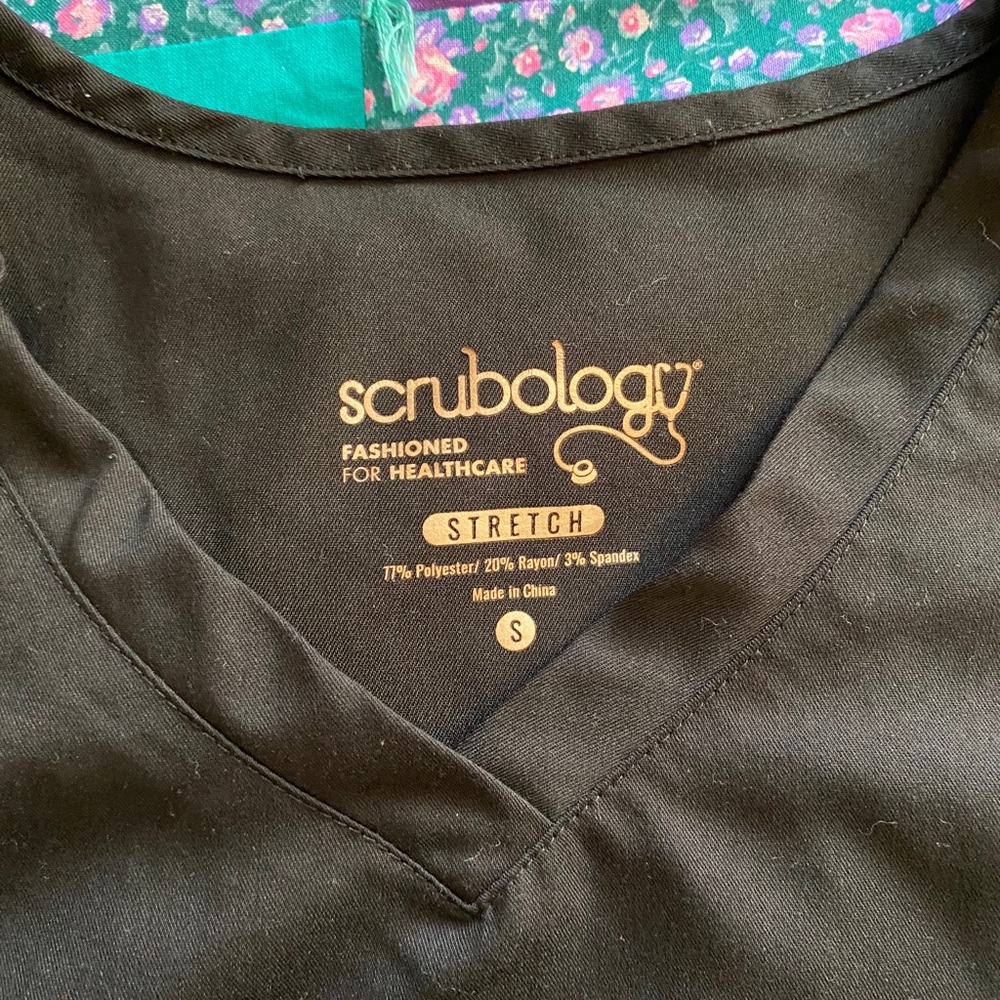Scrubology scrub top